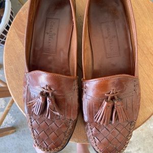 Men’s size 9.5 D Cole Haan woven Tassle loafers